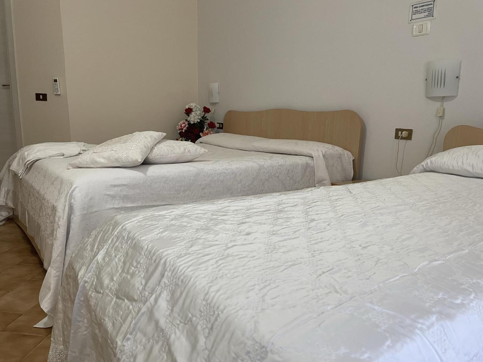 Hotel Park Jonio Steccato Rum bild